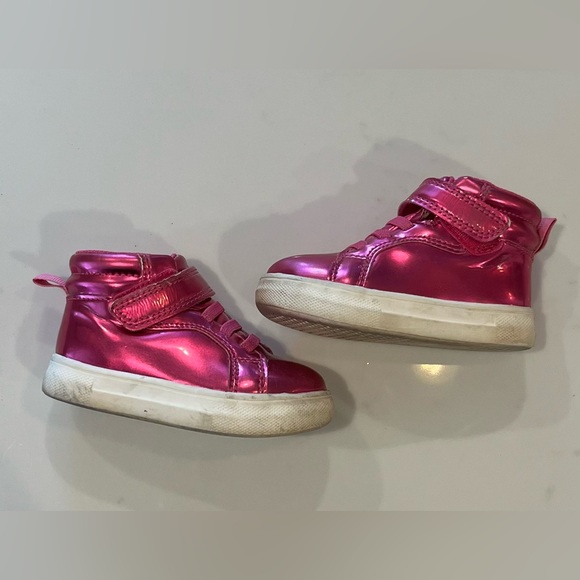 GAP Toddler Metallic High-Top Sneakers (Size 5) - Sizzling Fuschia - Picture 3 of 4